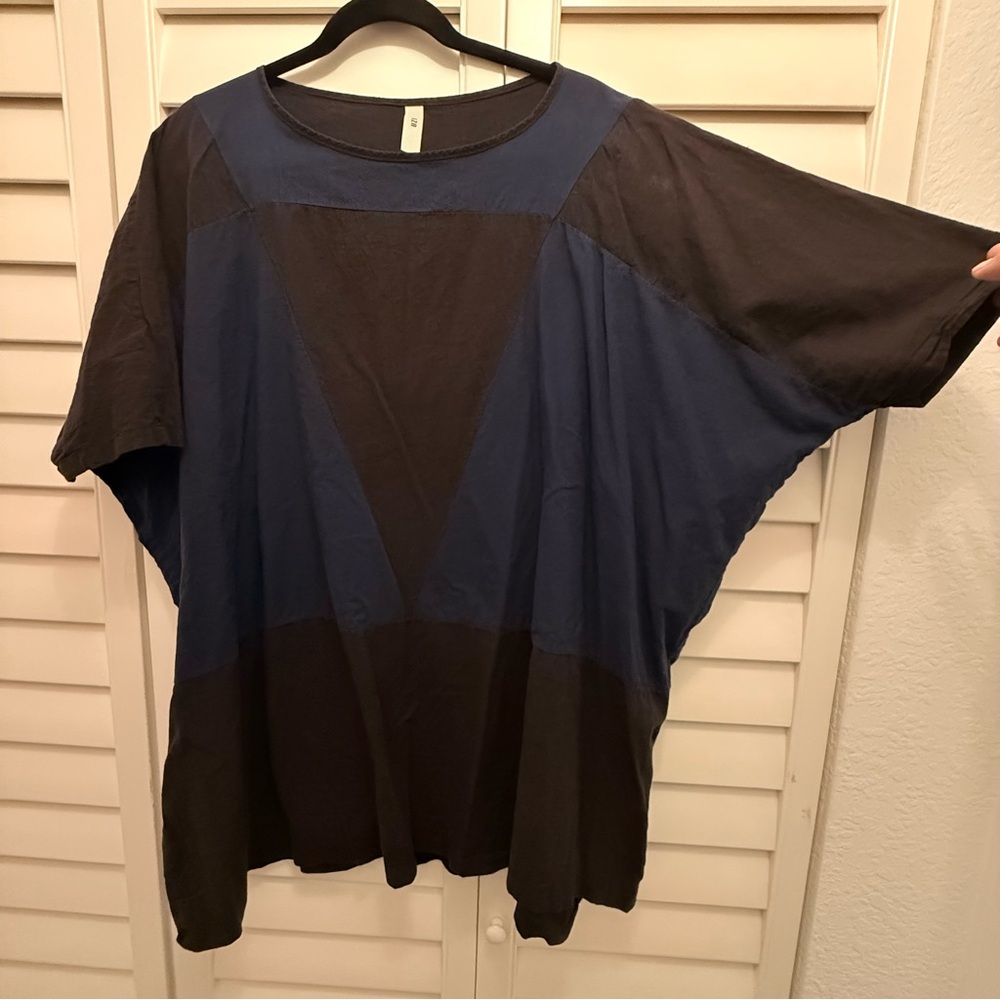 Uzi NYC Navy Blue and Black Oversized Tunic Top